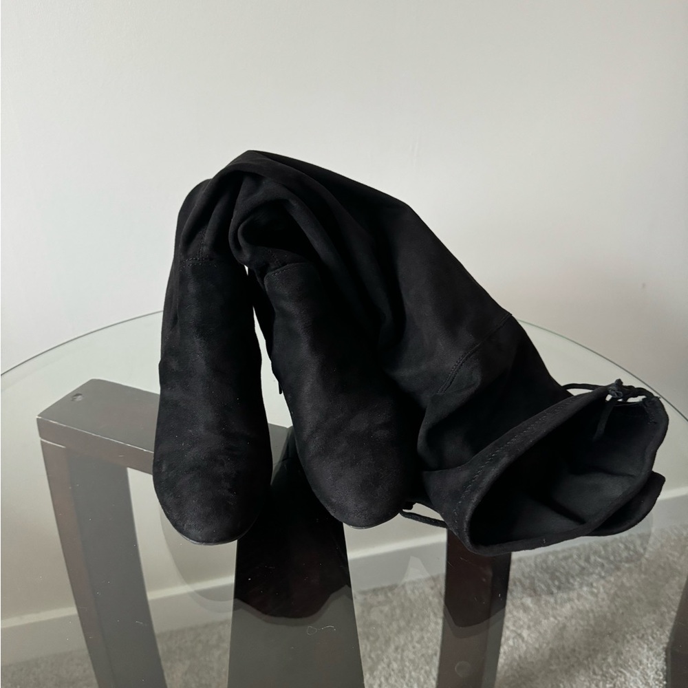 Knee high black boots - Picture 5 of 10